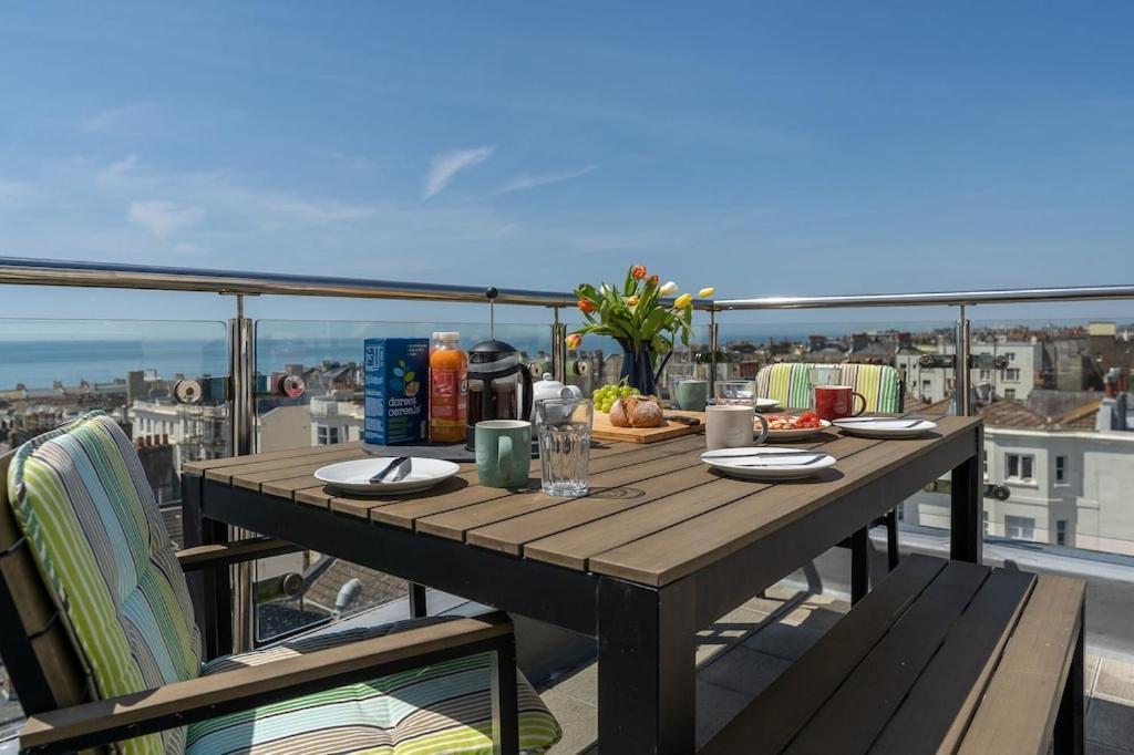 Seabrighton Penthouse With Private Sea View Roof Terraces Leilighet Eksteriør bilde