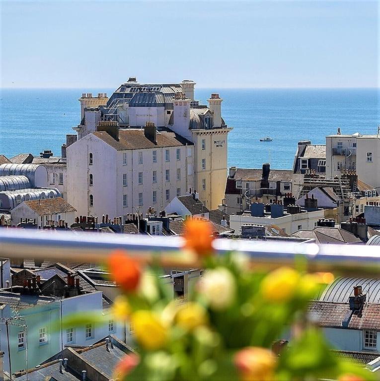 Seabrighton Penthouse With Private Sea View Roof Terraces Leilighet Eksteriør bilde