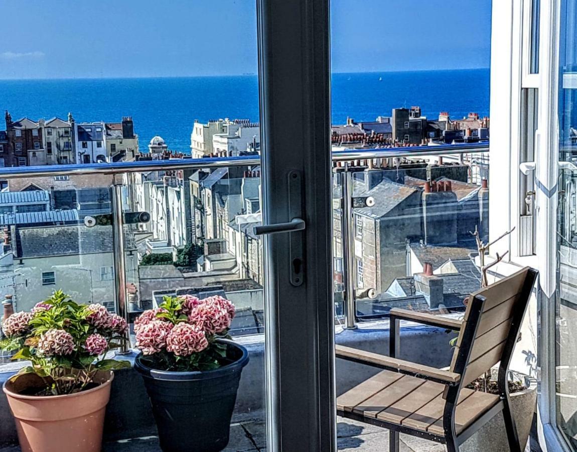 Seabrighton Penthouse With Private Sea View Roof Terraces Leilighet Eksteriør bilde